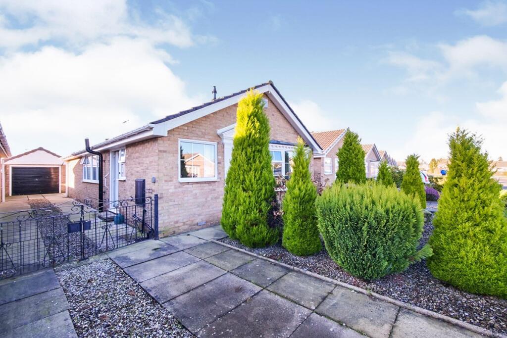 2 bed Bungalow for rent in York. From Reeds Rains - Haxby