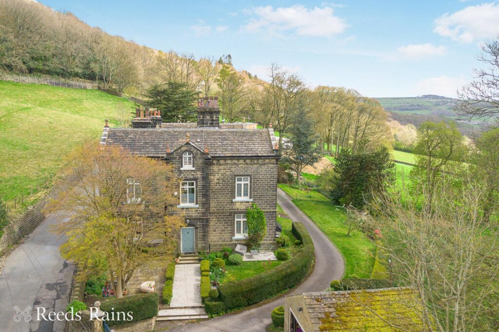 4 bed End of Terrace for rent in Hebden Bridge. From Reeds Rains - Hebden Bridge 4 bed End of Terrace for rent in Hebden Bridge. From Reeds Rains - Hebden Bridge