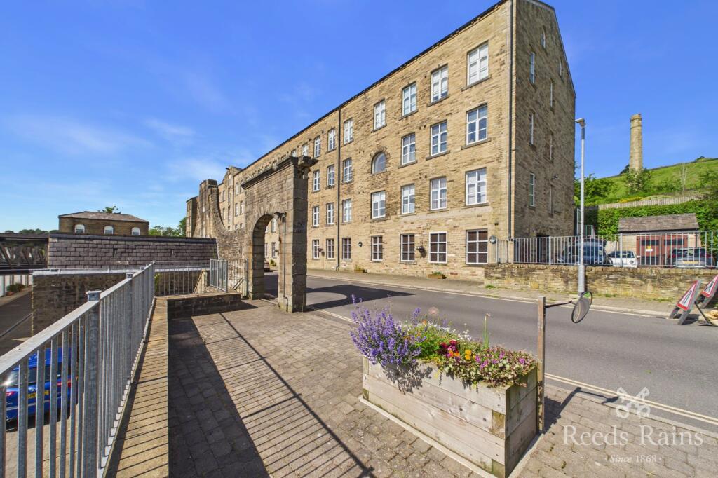 1 bed Apartment for rent in Halifax. From Reeds Rains - Hebden Bridge
