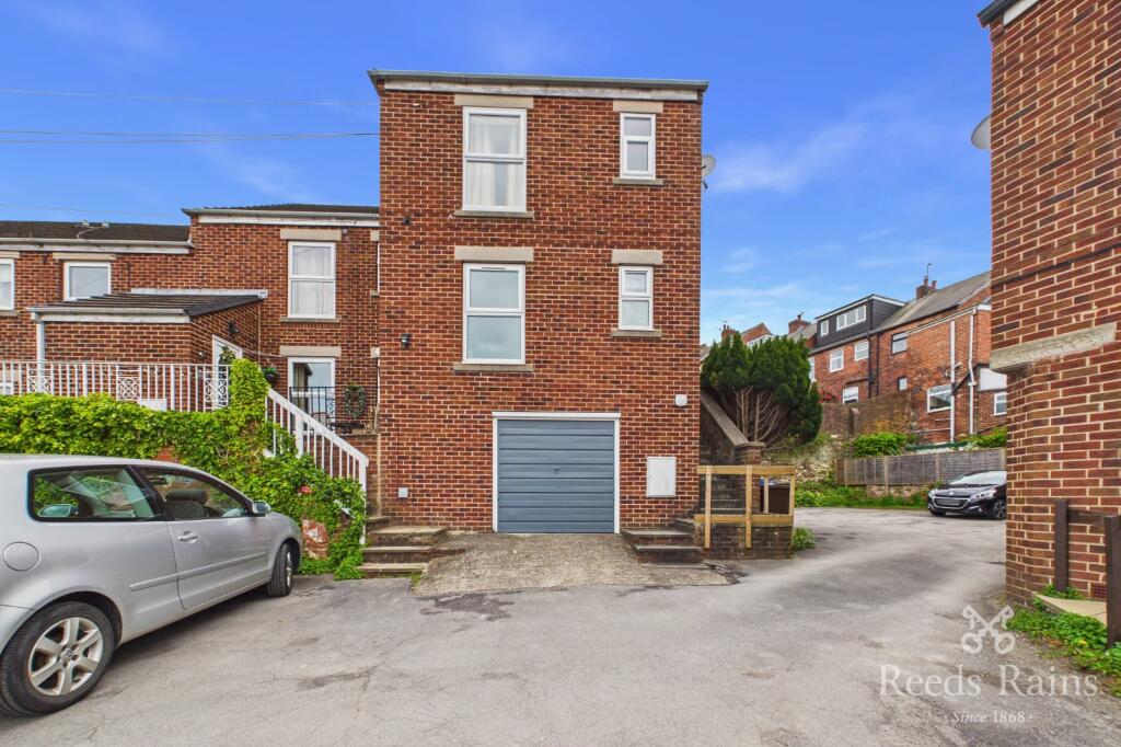 1 bed Apartment for rent in Dungworth. From Reeds Rains - Hillsborough