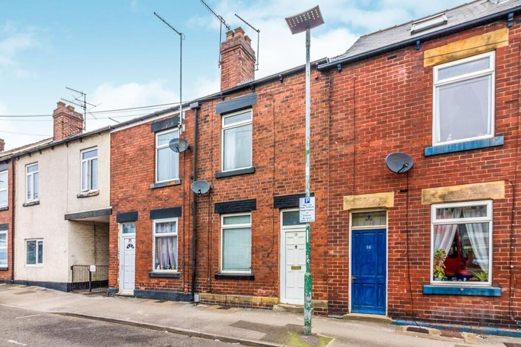 3 bed Mid Terraced House for rent in Dungworth. From Reeds Rains - Hillsborough 3 bed Mid Terraced House for rent in Dungworth. From Reeds Rains - Hillsborough