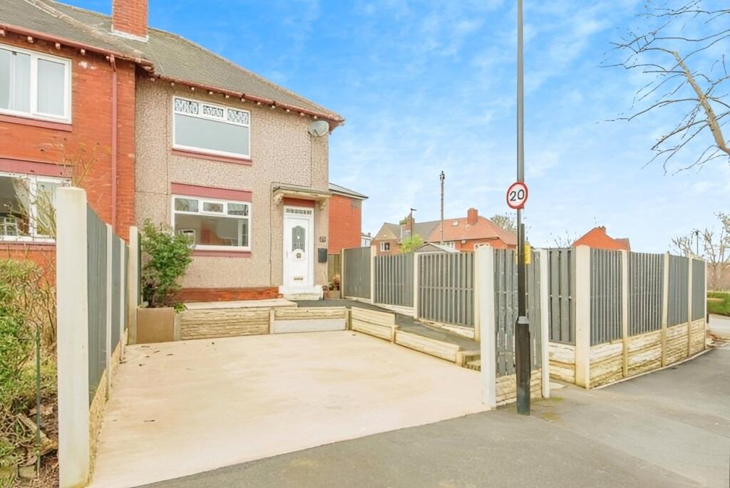 2 bed Semi Detached for rent in Ecclesfield. From Reeds Rains - Hillsborough 2 bed Semi Detached for rent in Ecclesfield. From Reeds Rains - Hillsborough