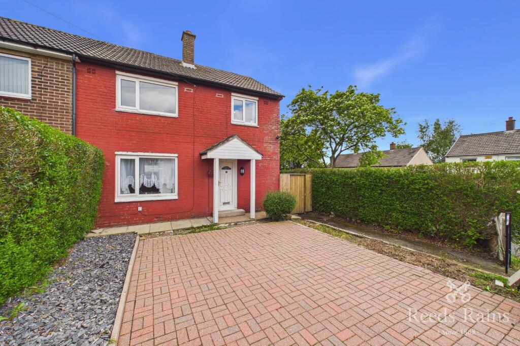 3 bed Semi Detached for rent in Outlane. From Reeds Rains - Huddersfield