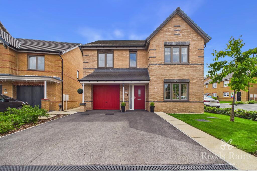 4 bed Detached for rent in Netherton. From Reeds Rains - Huddersfield
