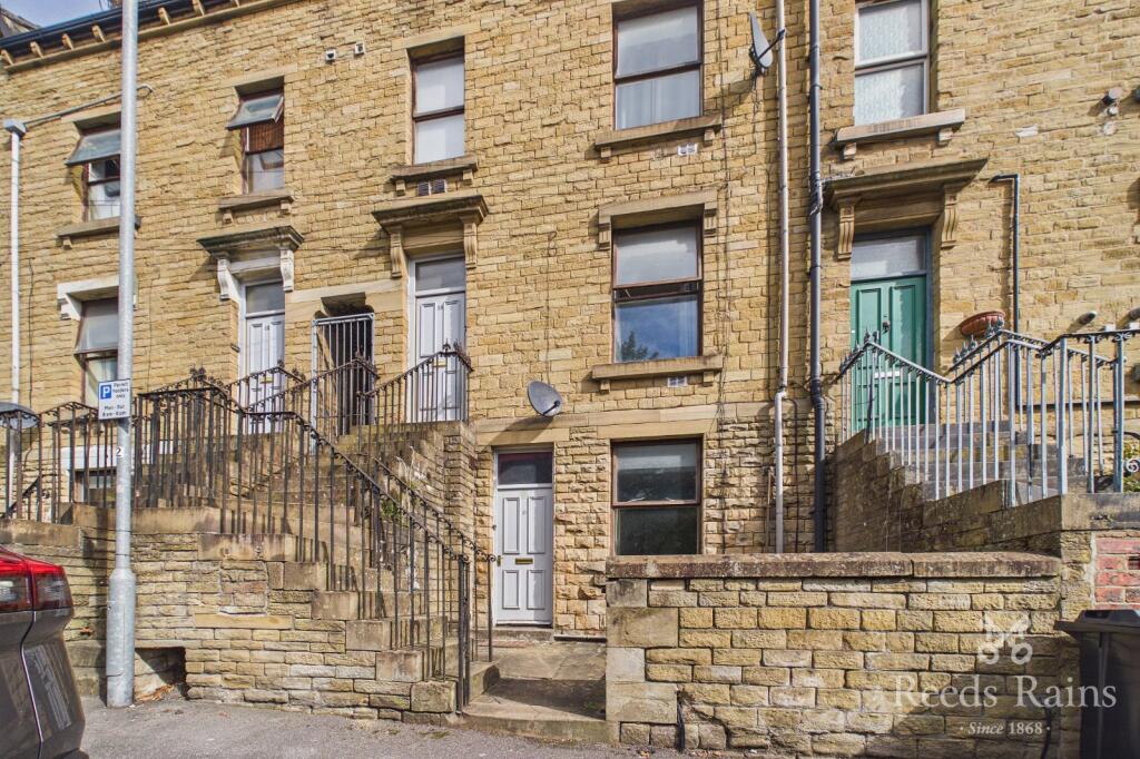 1 bed Apartment for rent in Huddersfield. From Reeds Rains - Huddersfield 1 bed Apartment for rent in Huddersfield. From Reeds Rains - Huddersfield