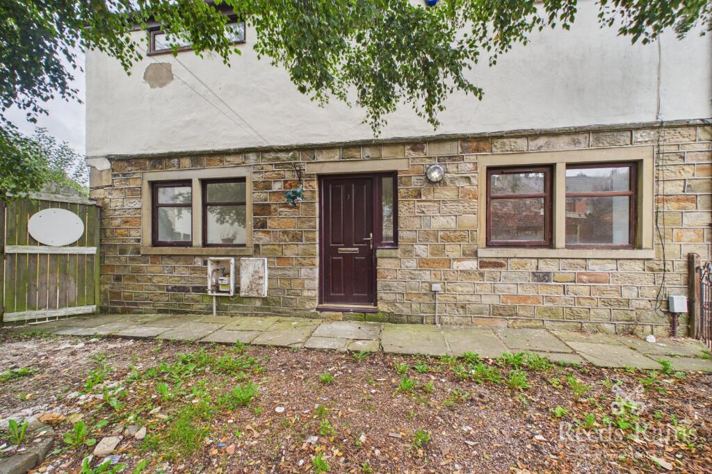 2 bed End of Terrace for rent in Huddersfield. From Reeds Rains - Huddersfield