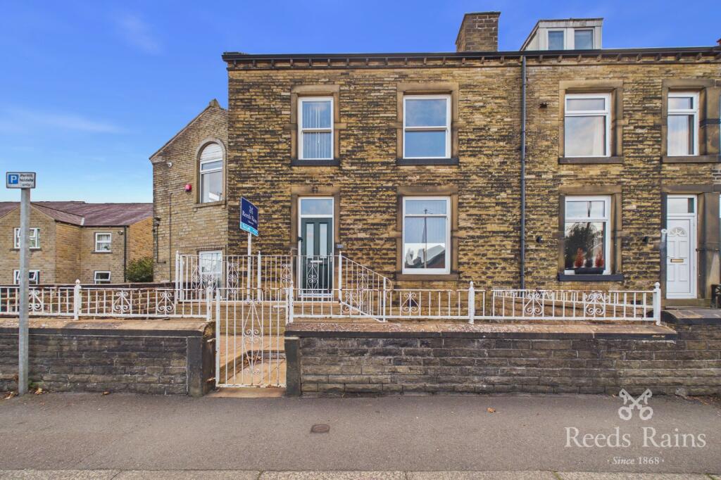 4 bed End of Terrace for rent in Outlane. From Reeds Rains - Huddersfield 4 bed End of Terrace for rent in Outlane. From Reeds Rains - Huddersfield