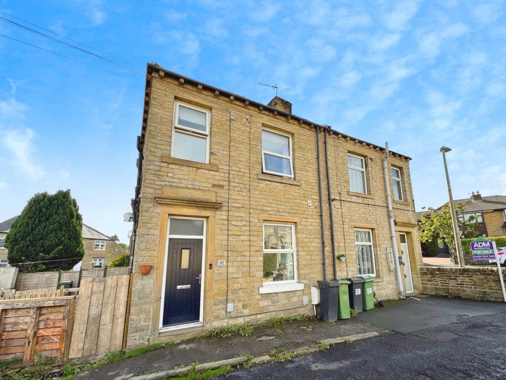 1 bed Mid Terraced House for rent in Huddersfield. From Reeds Rains - Huddersfield