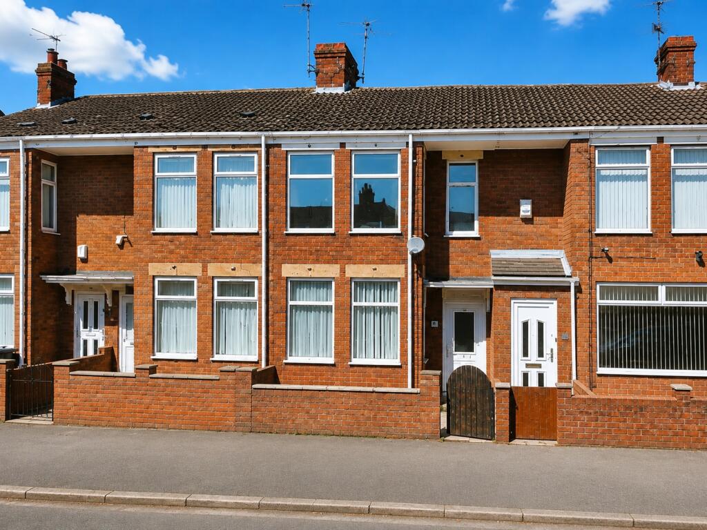 2 bed Mid Terraced House for rent in Hull. From Reeds Rains - Hull
