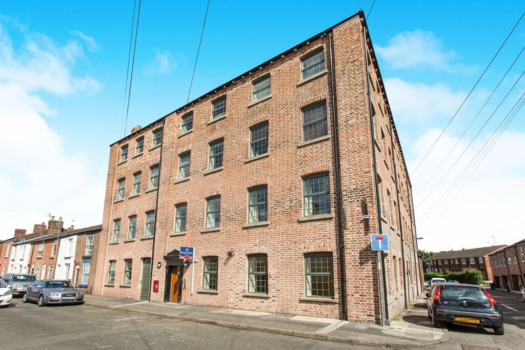 2 bed Apartment for rent in Sutton Lane Ends. From Reeds Rains - Macclesfield