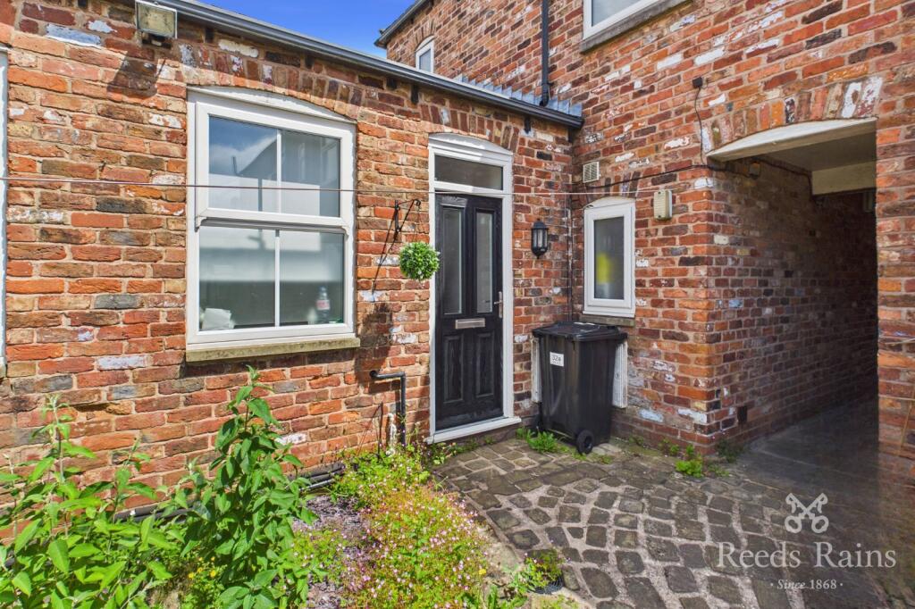 2 bed Apartment for rent in Sutton Lane Ends. From Reeds Rains - Macclesfield