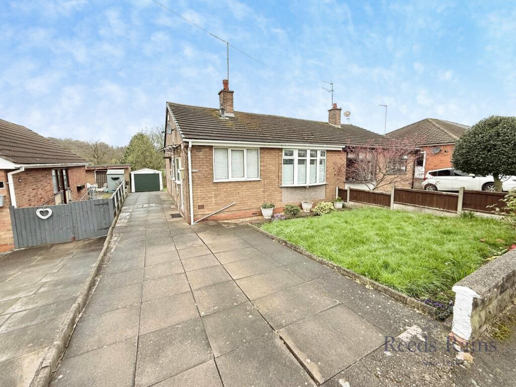 2 bed Bungalow for rent in Newcastle-under-Lyme. From Reeds Rains - Newcastle under Lyme