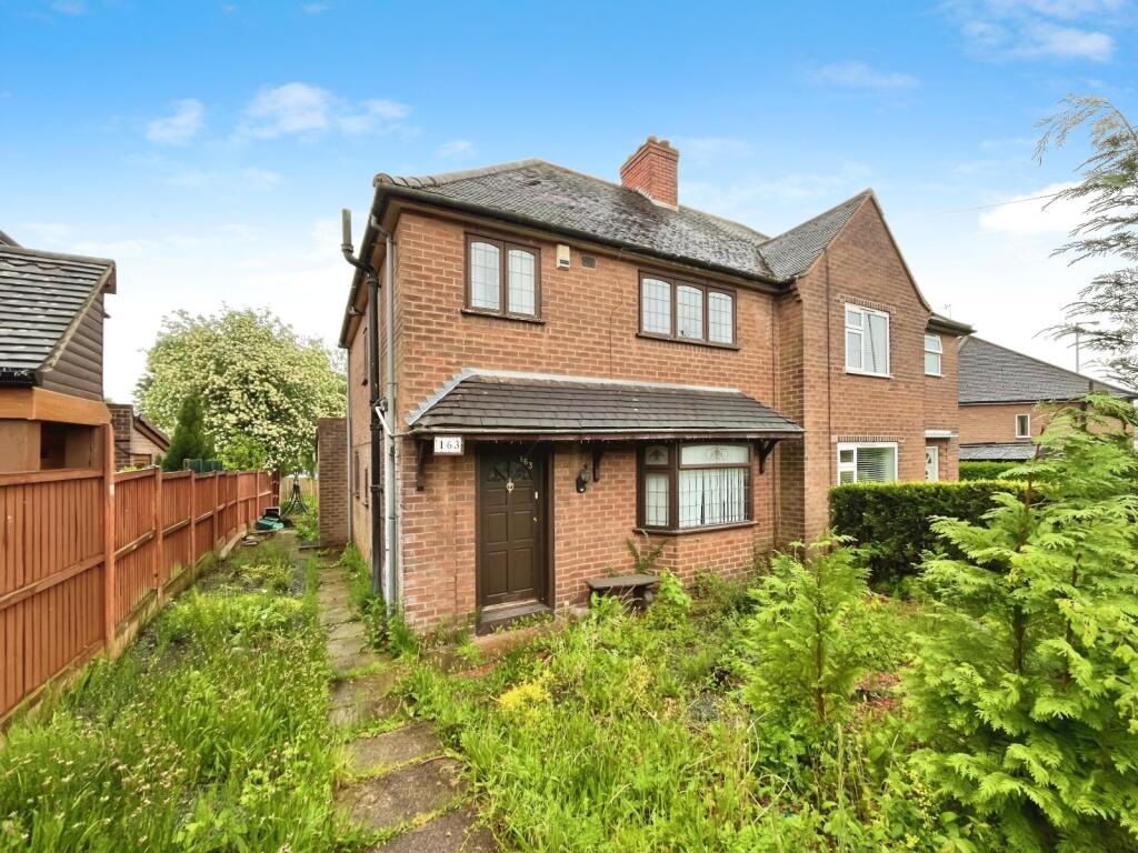 3 bed Semi Detached for rent in Newcastle-under-Lyme. From Reeds Rains - Newcastle under Lyme