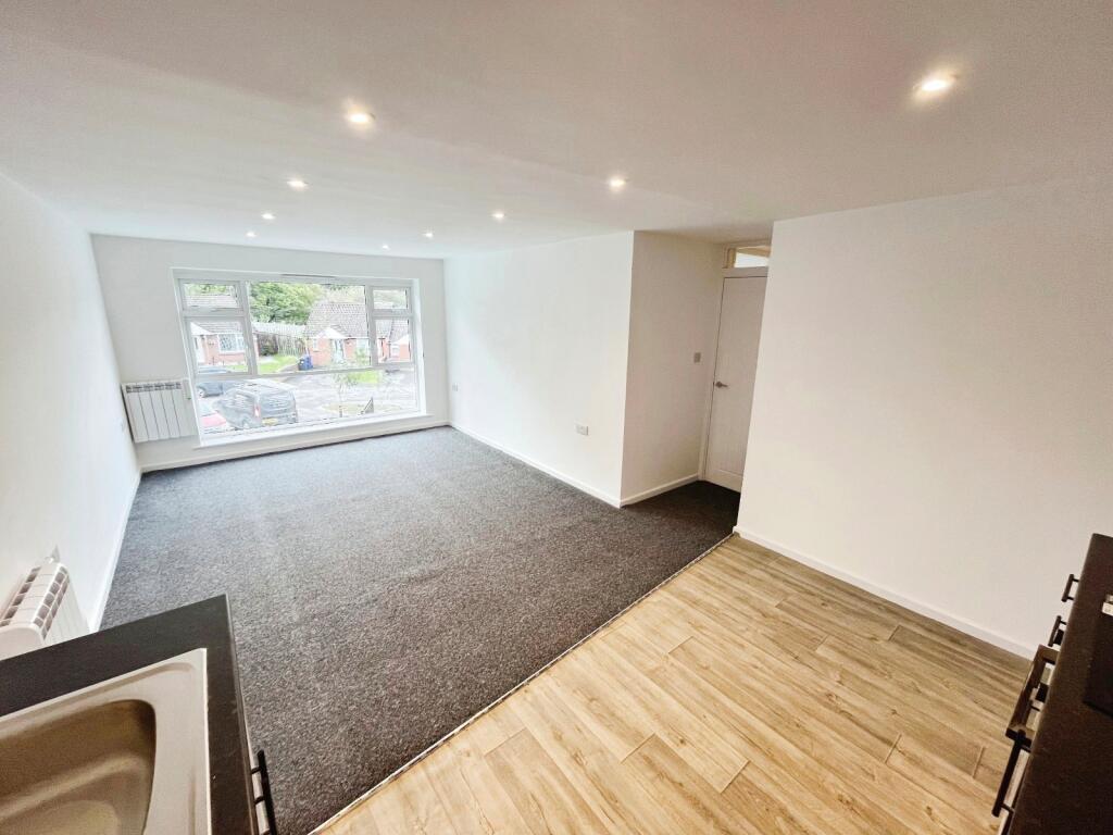 2 bed Apartment for rent in Newcastle-under-Lyme. From Reeds Rains - Newcastle under Lyme 2 bed Apartment for rent in Newcastle-under-Lyme. From Reeds Rains - Newcastle under Lyme