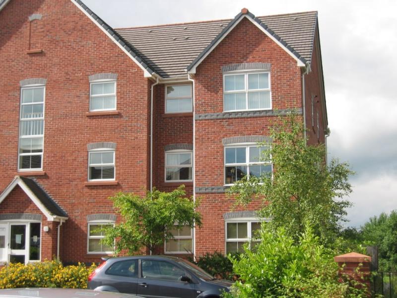 2 bed Apartment for rent in Kingsmead. From Reeds Rains - Northwich
