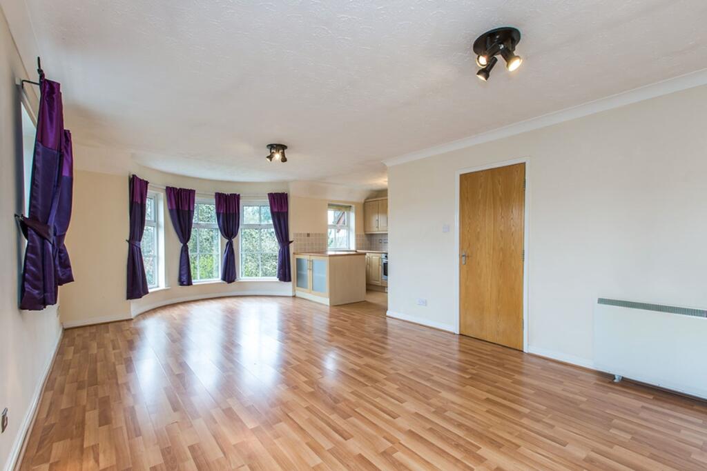 2 bed Penthouse for rent in Kingsmead. From Reeds Rains - Northwich 2 bed Penthouse for rent in Kingsmead. From Reeds Rains - Northwich