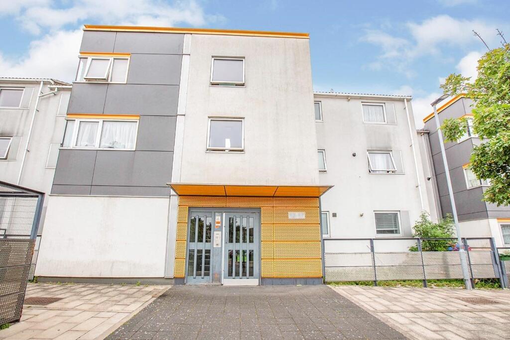 1 bed Apartment for rent in London. From Reeds Rains - Plaistow