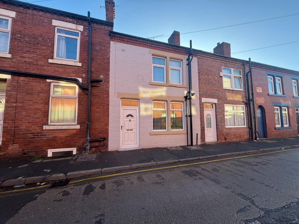 3 bed Mid Terraced House for rent in Pontefract. From Reeds Rains - Pontefract
