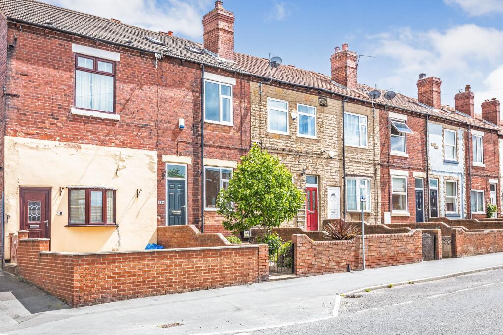 3 bed Mid Terraced House for rent in Ackton. From Reeds Rains - Pontefract