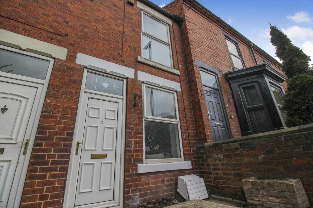 2 bed Mid Terraced House for rent in Pontefract. From Reeds Rains - Pontefract