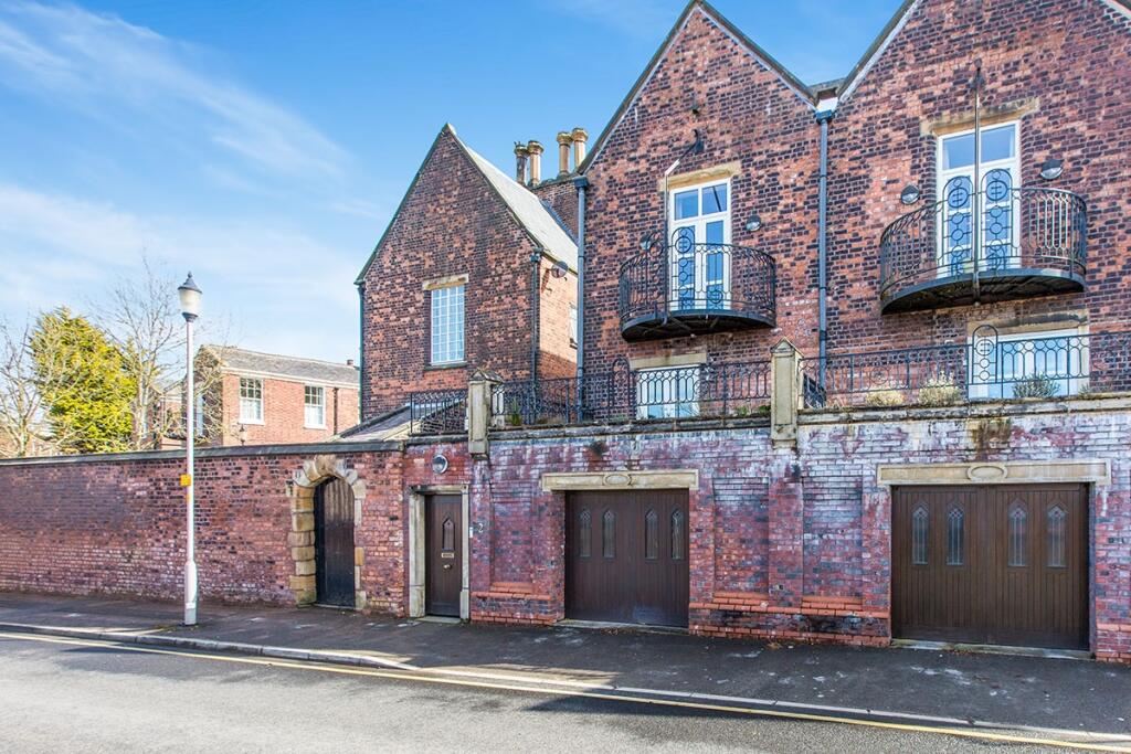 3 bed Detached for rent in Lower Penwortham. From Reeds Rains - Preston 3 bed Detached for rent in Lower Penwortham. From Reeds Rains - Preston