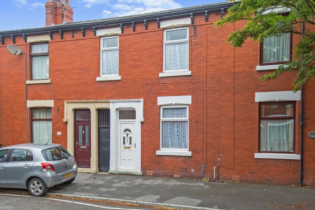 2 bed Mid Terraced House for rent in Fulwood. From Reeds Rains - Preston 2 bed Mid Terraced House for rent in Fulwood. From Reeds Rains - Preston