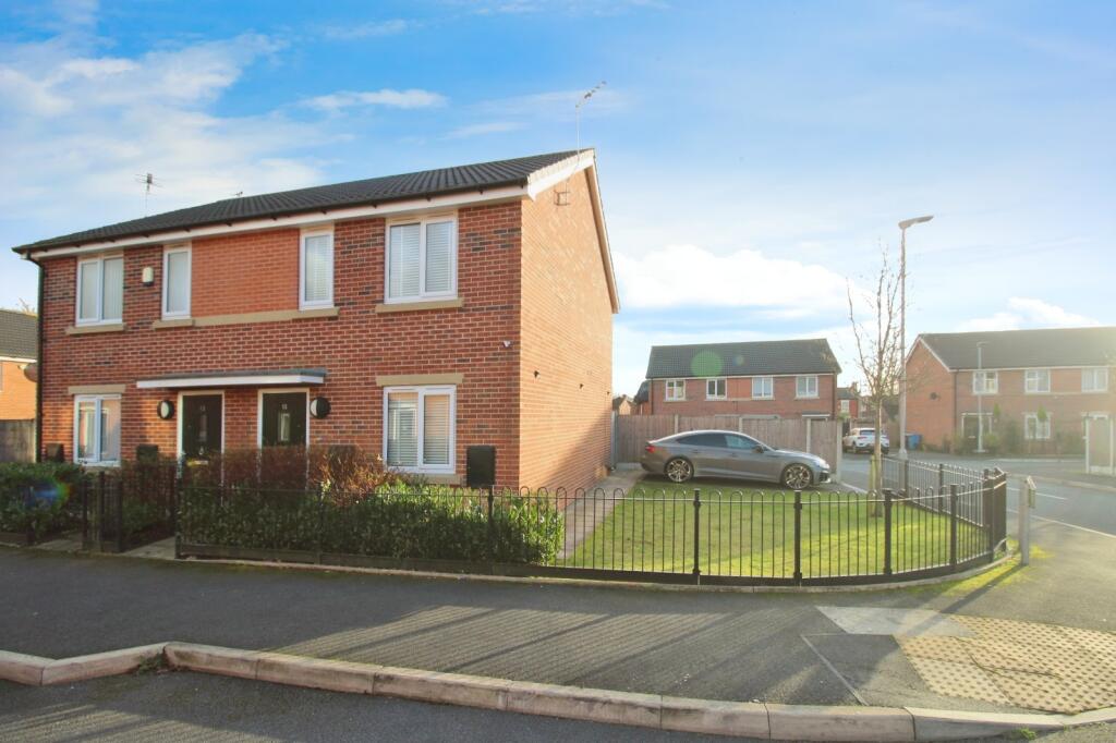 2 bed Semi Detached for rent in Denton. From Reeds Rains - Reddish