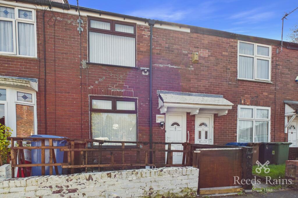 3 bed Mid Terraced House for rent in Stockport. From Reeds Rains - Reddish