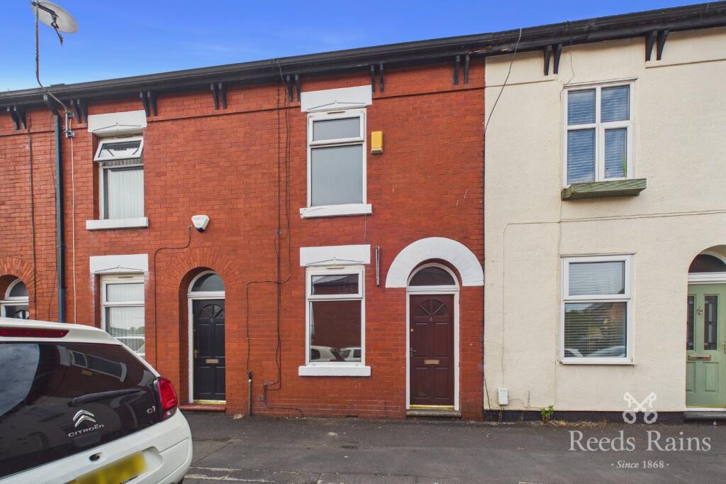 2 bed Mid Terraced House for rent in Stockport. From Reeds Rains - Reddish 2 bed Mid Terraced House for rent in Stockport. From Reeds Rains - Reddish