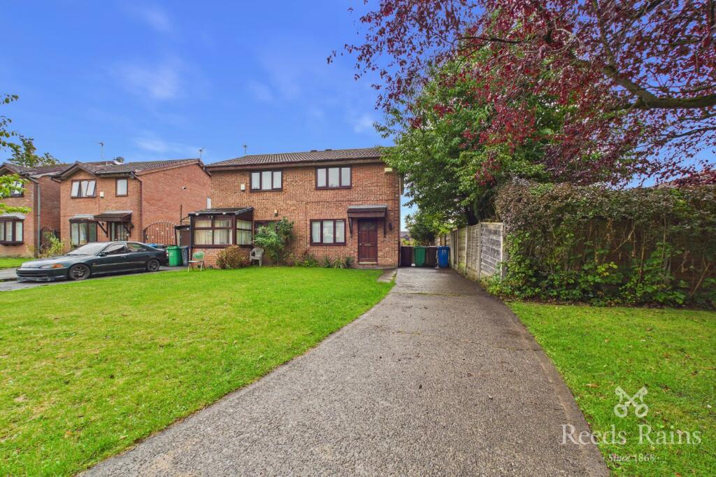 2 bed Semi Detached for rent in Droylsden. From Reeds Rains - Reddish