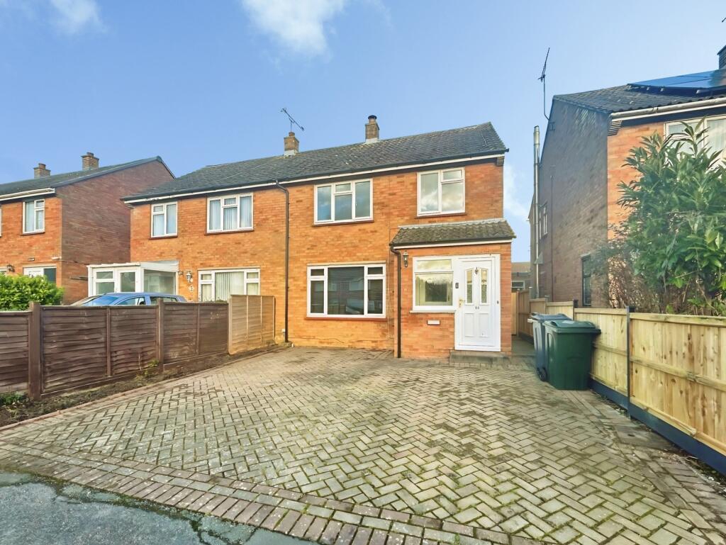 3 bed Semi Detached for rent in Tenterden. From Reeds Rains - Rye