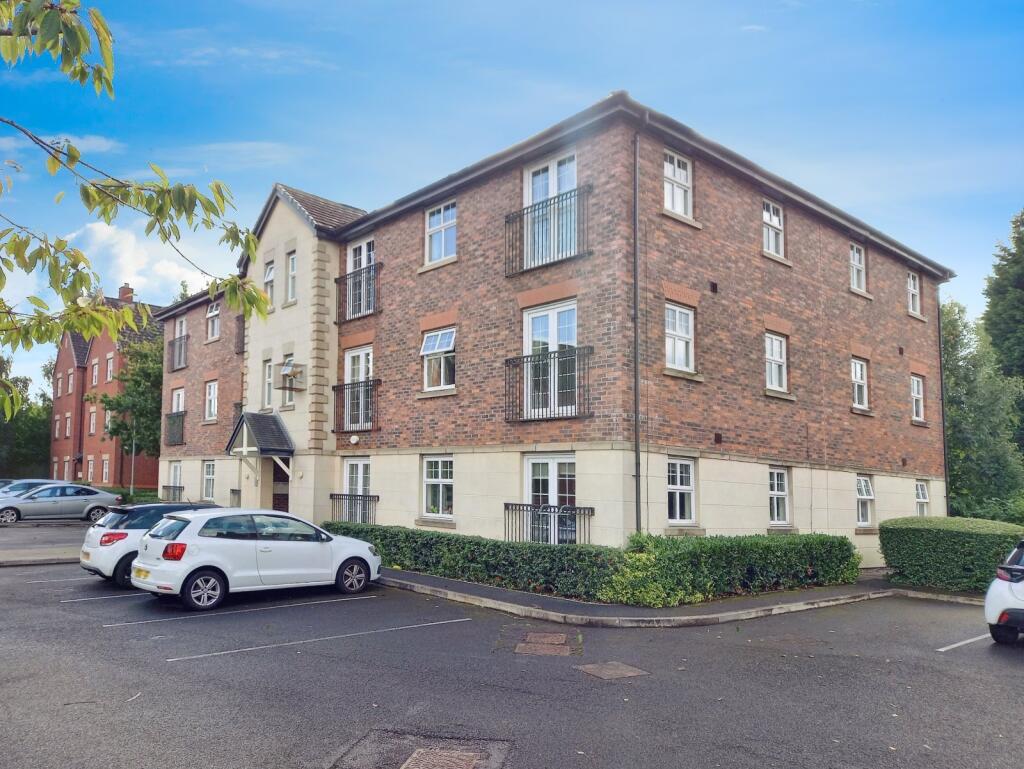 2 bed Apartment for rent in Stretford. From Reeds Rains - Sale
