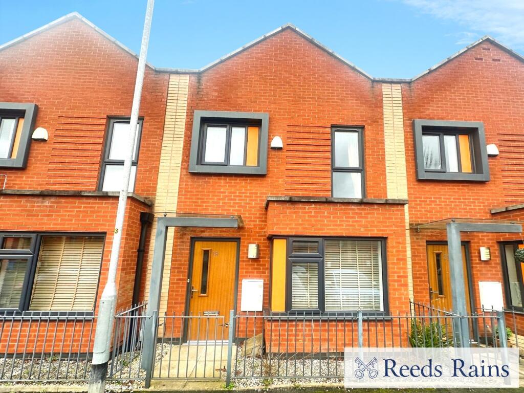 3 bed Mid Terraced House for rent in Pendleton. From Reeds Rains - Salford