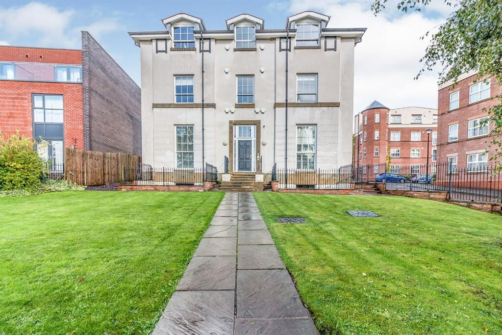 2 bed Apartment for rent in Charlestown. From Reeds Rains - Salford 2 bed Apartment for rent in Charlestown. From Reeds Rains - Salford