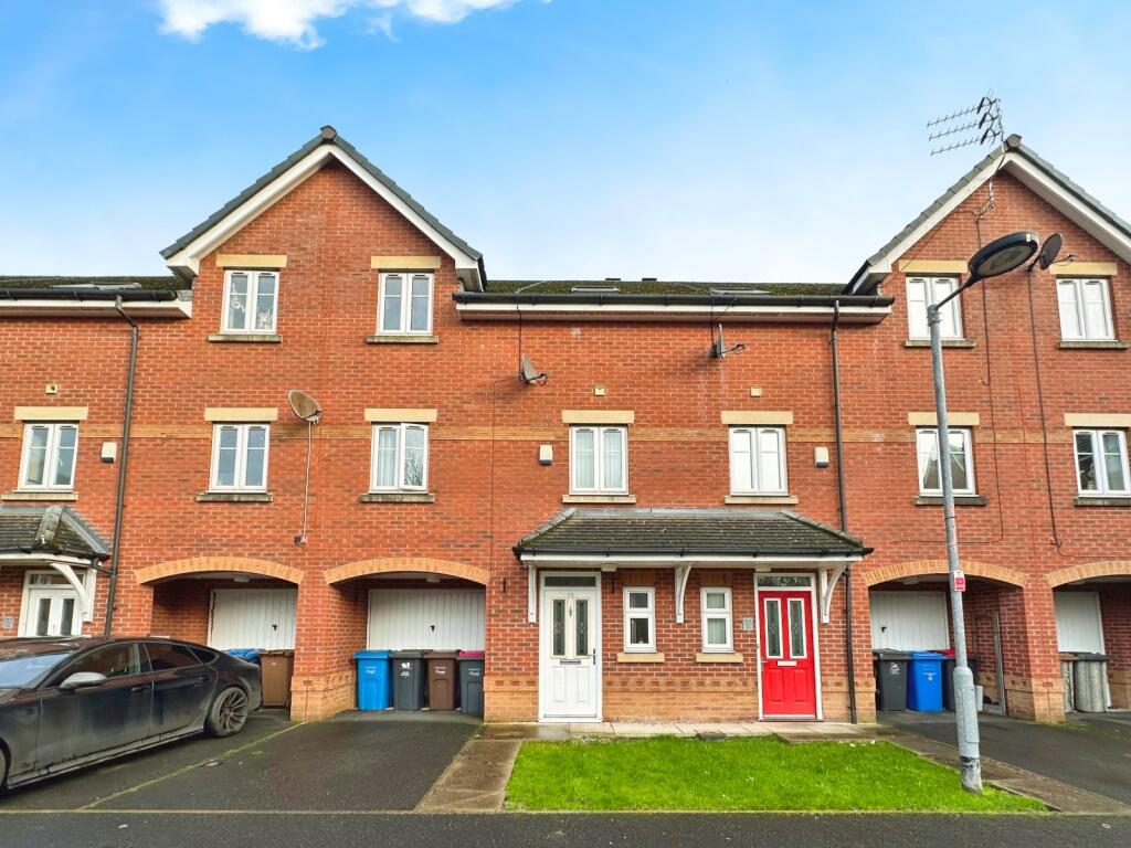 4 bed Mid Terraced House for rent in Eccles. From Reeds Rains - Salford