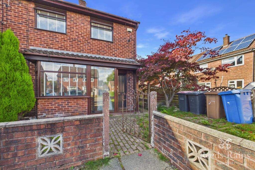 2 bed Semi Detached for rent in Clifton. From Reeds Rains - Salford 2 bed Semi Detached for rent in Clifton. From Reeds Rains - Salford