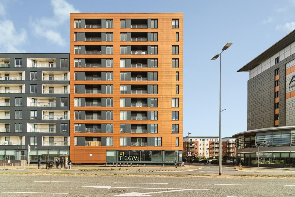2 bed Apartment for rent in Salford. From Reeds Rains - Salford Quays City Living