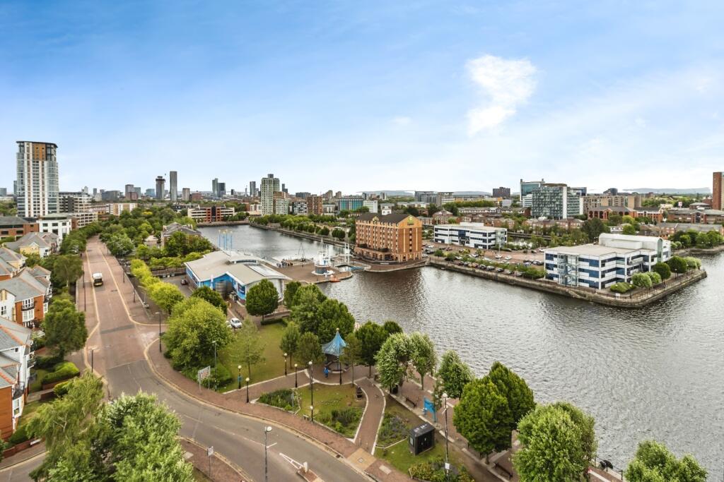 2 bed Apartment for rent in Salford. From Reeds Rains - Salford Quays City Living