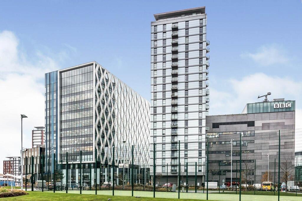 4 bed Apartment for rent in Salford. From Reeds Rains - Salford Quays City Living