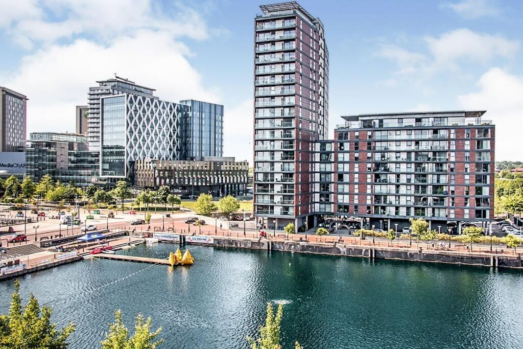 2 bed Apartment for rent in Salford. From Reeds Rains - Salford Quays City Living 2 bed Apartment for rent in Salford. From Reeds Rains - Salford Quays City Living