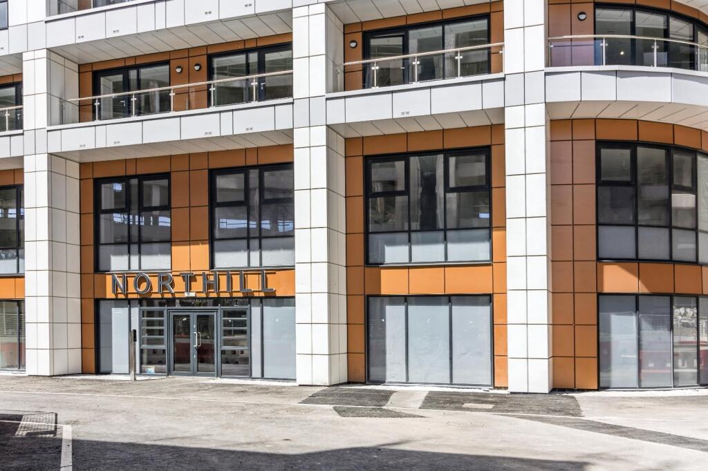 2 bed Apartment for rent in Salford. From Reeds Rains - Salford Quays City Living 2 bed Apartment for rent in Salford. From Reeds Rains - Salford Quays City Living