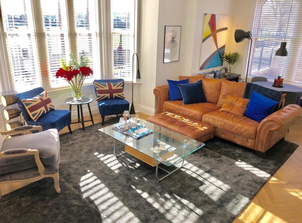 1 bed Apartment for rent in Salford. From Reeds Rains - Salford Quays City Living 1 bed Apartment for rent in Salford. From Reeds Rains - Salford Quays City Living