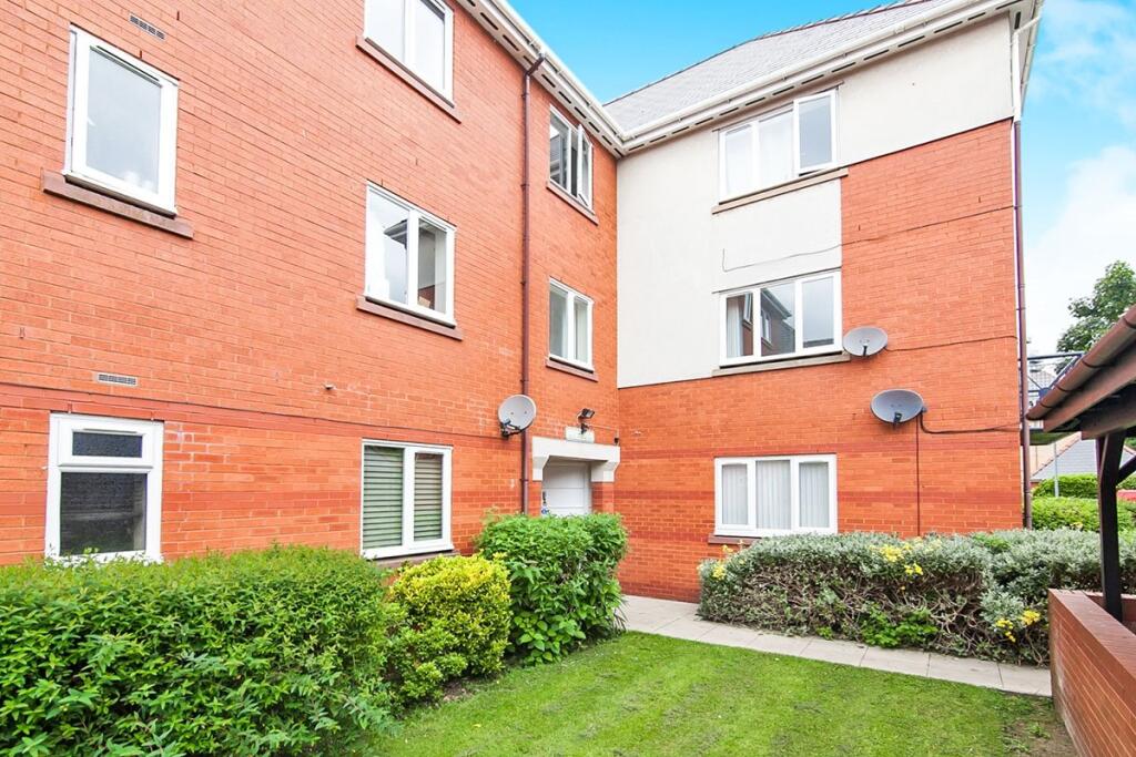3 bed Apartment for rent in Salford. From Reeds Rains - Salford Quays City Living 3 bed Apartment for rent in Salford. From Reeds Rains - Salford Quays City Living