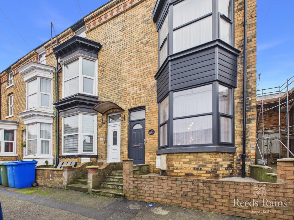 4 bed End of Terrace for rent in Scarborough. From Reeds Rains - Scarborough
