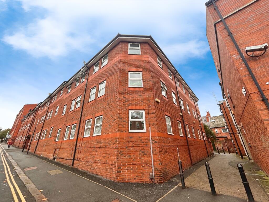 2 bed Apartment for rent in Sheffield. From Reeds Rains - Sheffield City Living