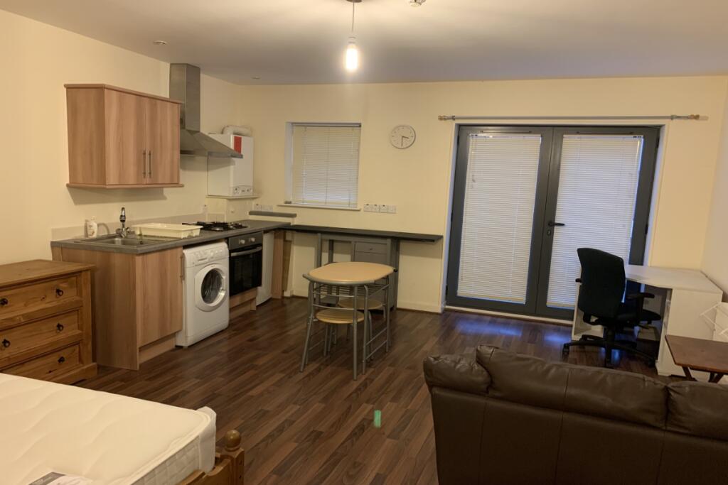 4 bed Apartment for rent in Sheffield. From Reeds Rains - Sheffield City Living