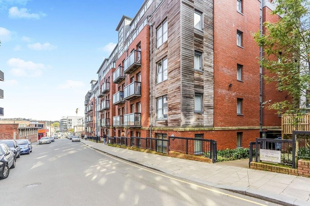 1 bed Apartment for rent in Sheffield. From Reeds Rains - Sheffield City Living