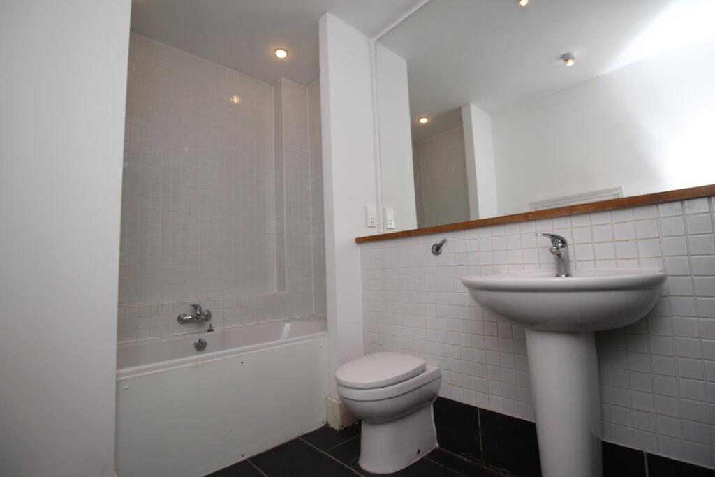 2 bed Apartment for rent in Sheffield. From Reeds Rains - Sheffield City Living 2 bed Apartment for rent in Sheffield. From Reeds Rains - Sheffield City Living