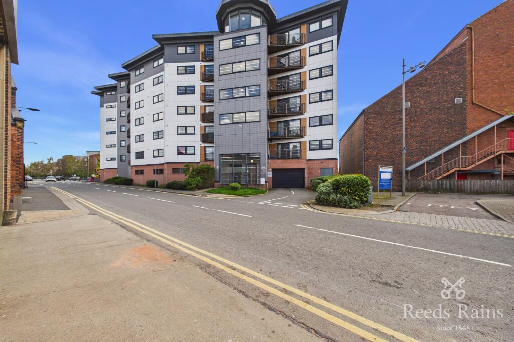 2 bed Mid Terraced House for rent in St Helens. From Reeds Rains - St Helens