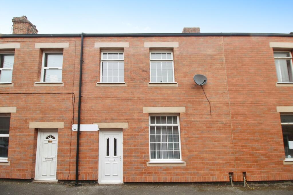 2 bed Mid Terraced House for rent in Quaking Houses. From Reeds Rains - Stanley